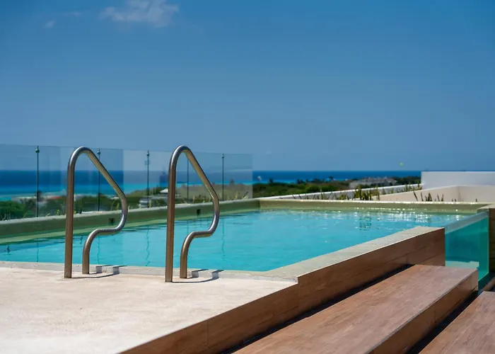 Musa Del Carmen, Centric With Rooftop, Pool, Hot Tub, Gym Appartement Playa del Carmen