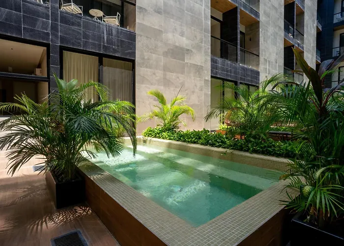Musa Del Carmen, Centric With Rooftop, Pool, Hot Tub, Gym Appartement Playa del Carmen