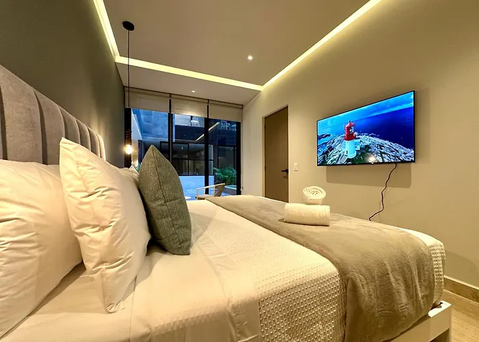 Musa Del Carmen, Centric With Rooftop, Pool, Hot Tub, Gym Appartement